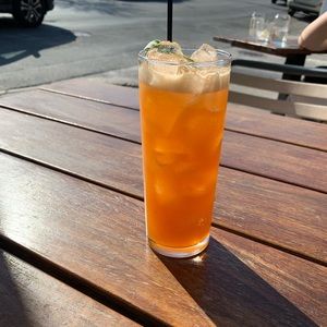 Meet your Posher, Dorcas